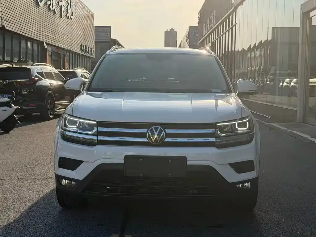 Volkswagen Tharu — фото 5
