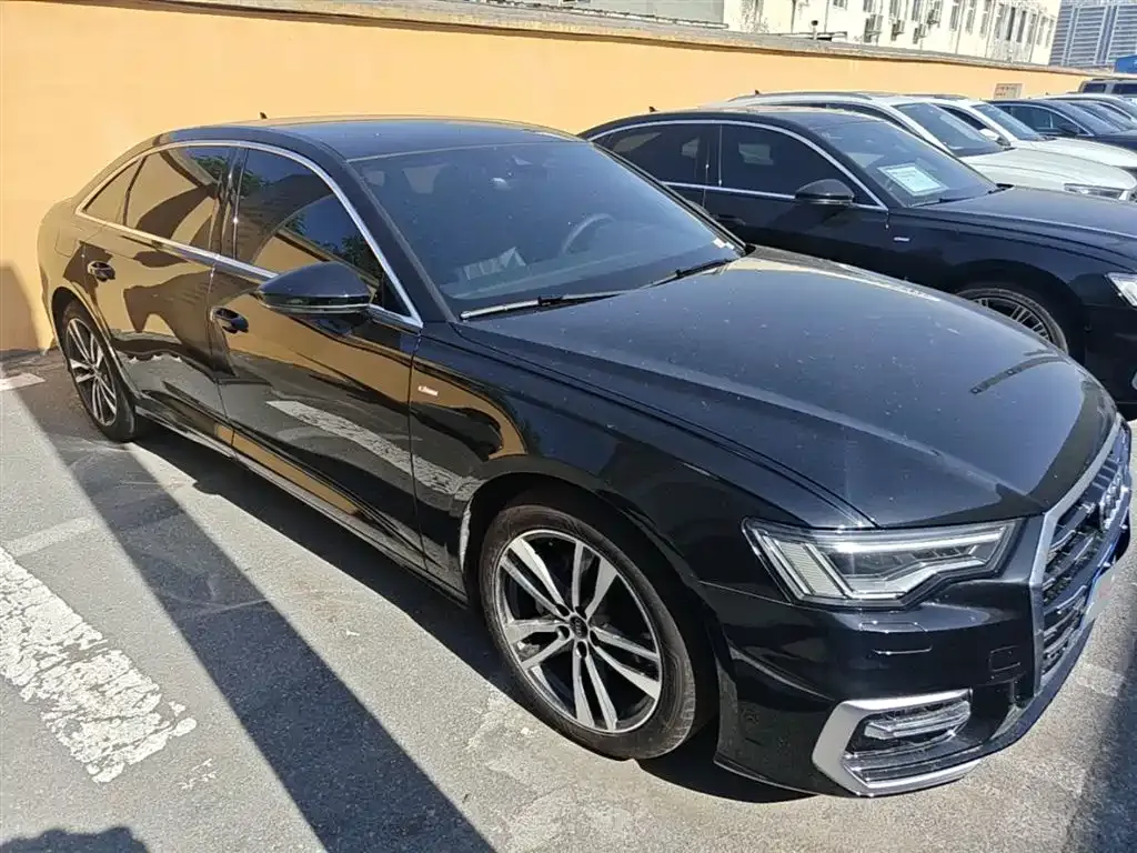Audi A6L — фото 6
