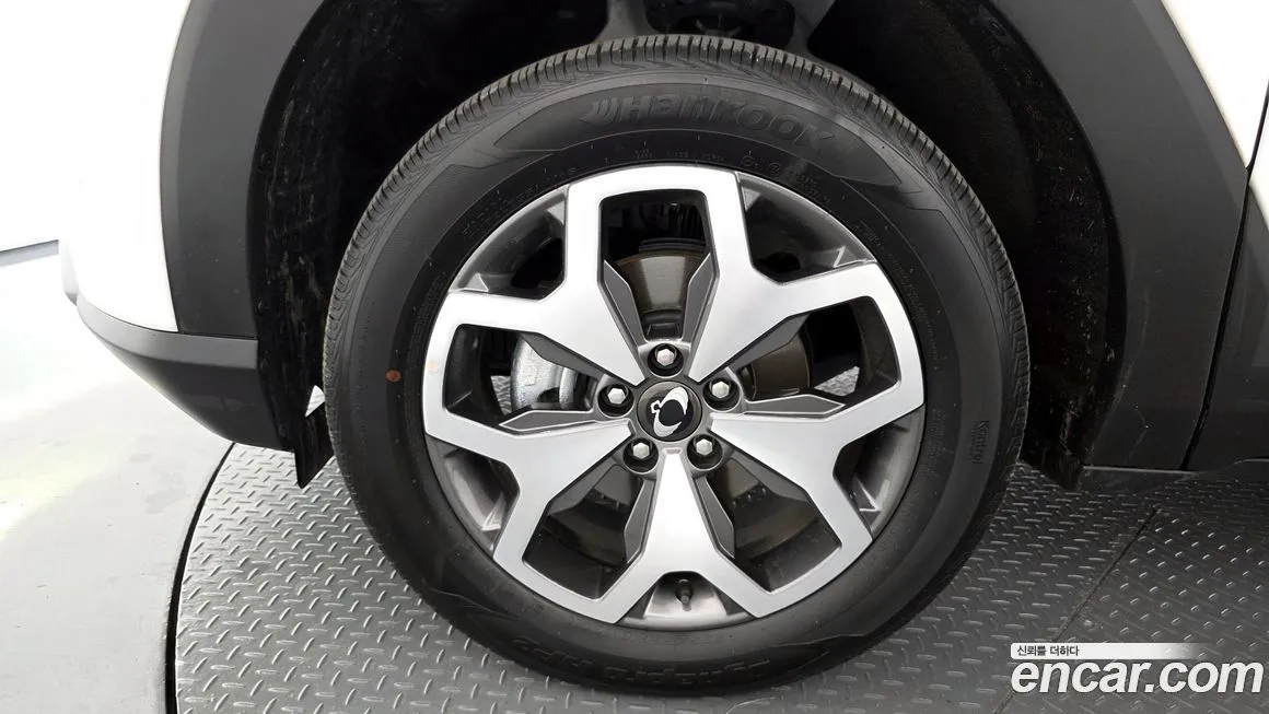 KG Mobility (Ssangyong) Torres — фото 7