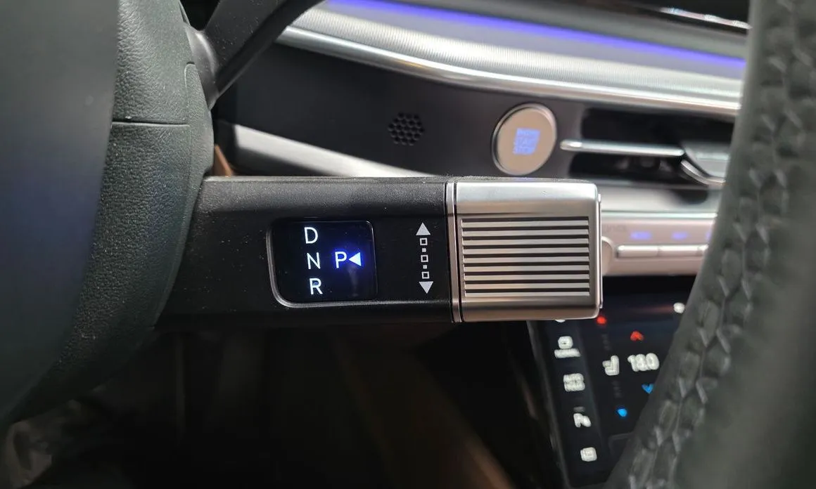 Hyundai Grandeur 2023 из KR, фото 5