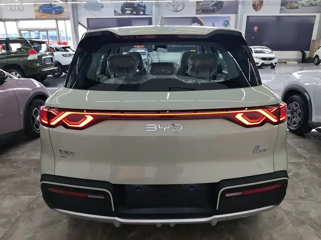 BYD Yuan UP 2026 из CN, фото 9