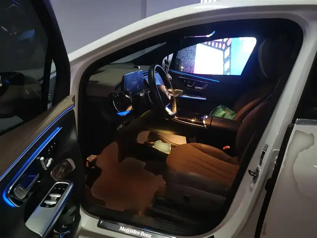 Mercedes-Benz EQE SUV 2023 из CN, фото 6