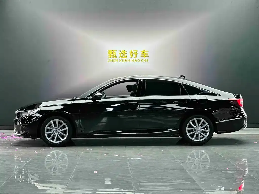 Honda Accord — фото 2