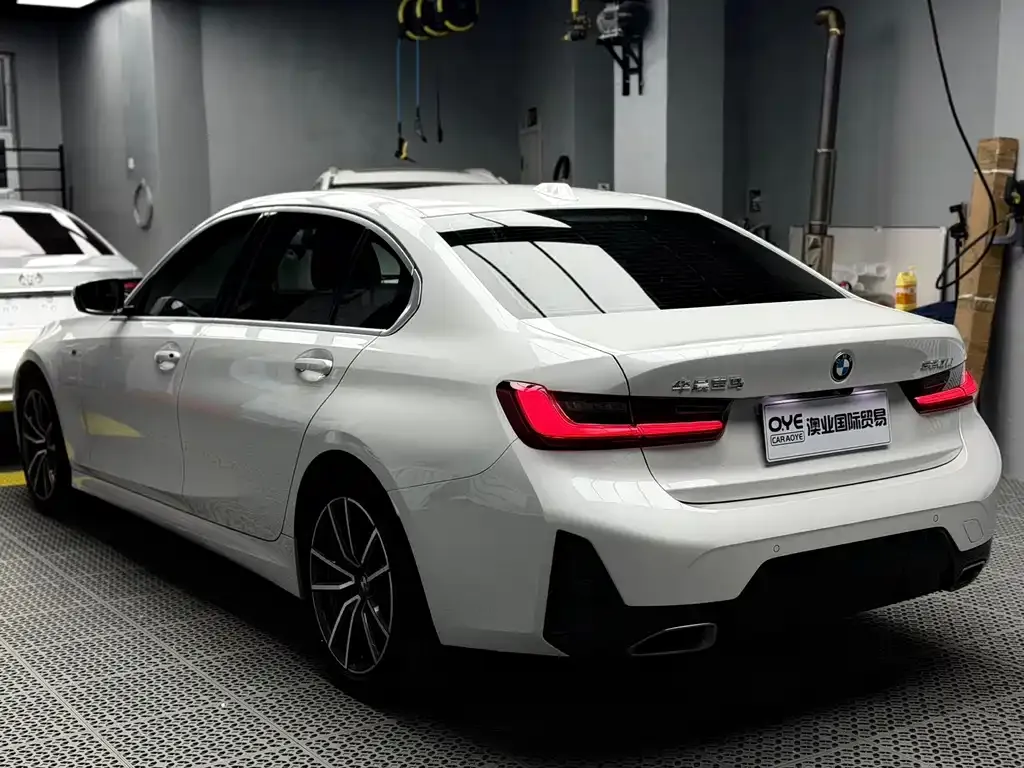 BMW 3 Series — фото 10