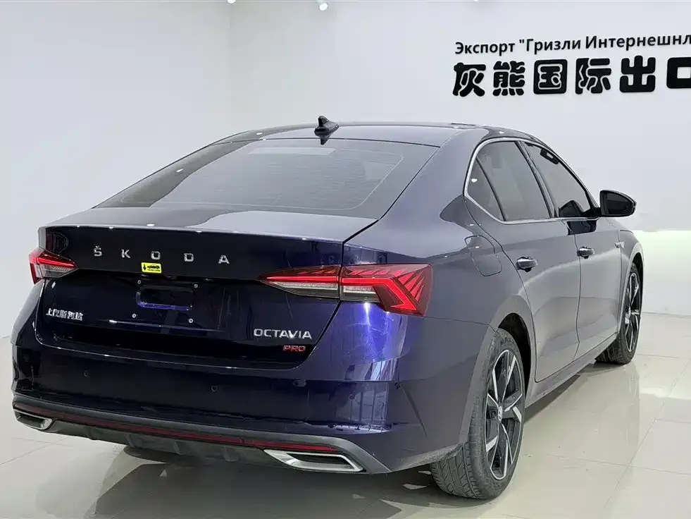 Skoda Octavia — фото 5