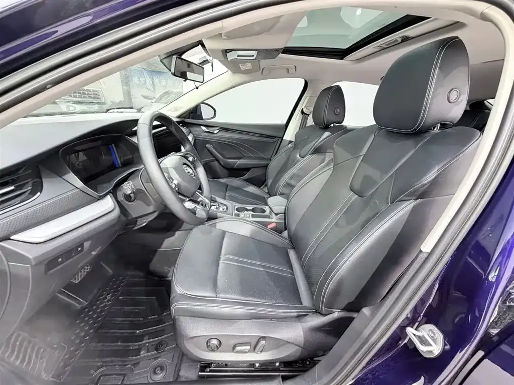 Skoda Octavia — фото 7