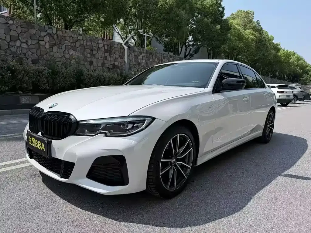 BMW 3 Series — фото 1