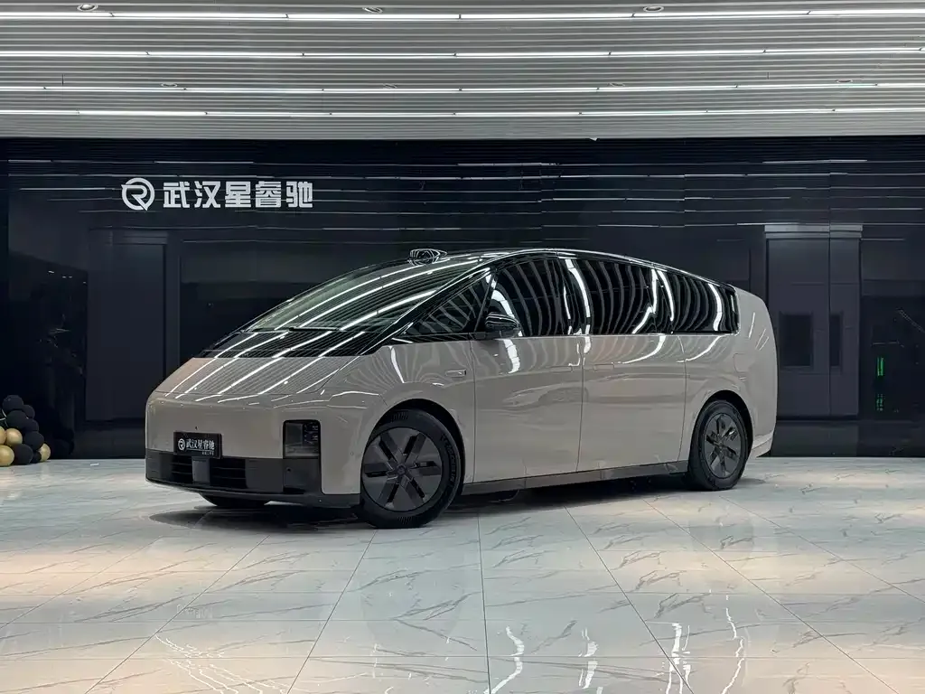 Li Auto MEGA