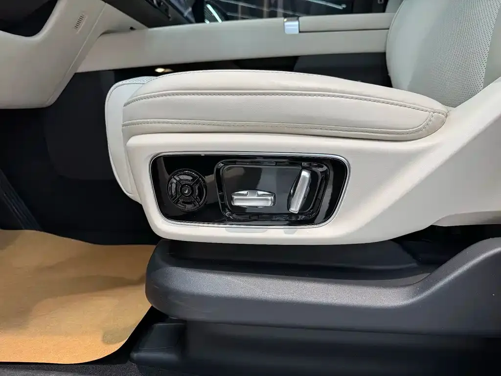 Li Auto MEGA 2024 из CN, фото 3