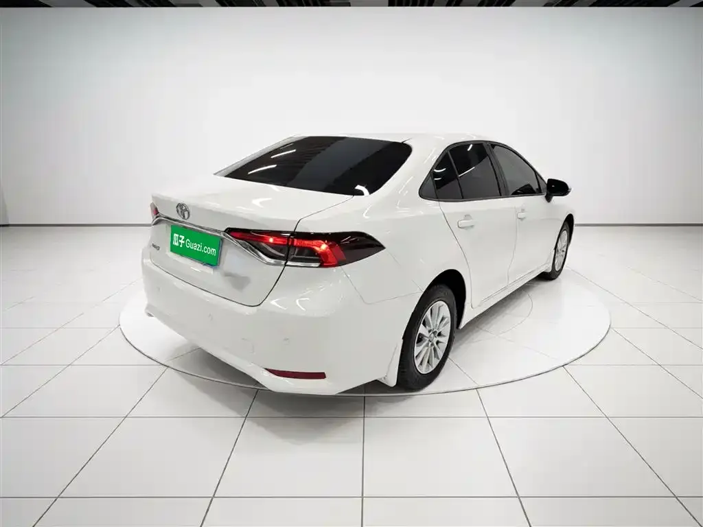 Toyota Corolla 2022 из CN, фото 8