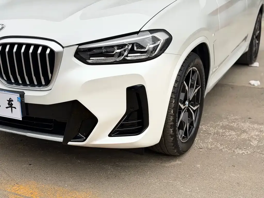 BMW X3 — фото 9