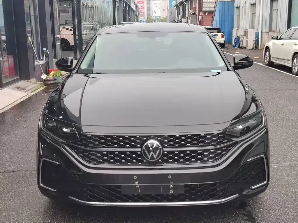 Volkswagen Passat — фото 9