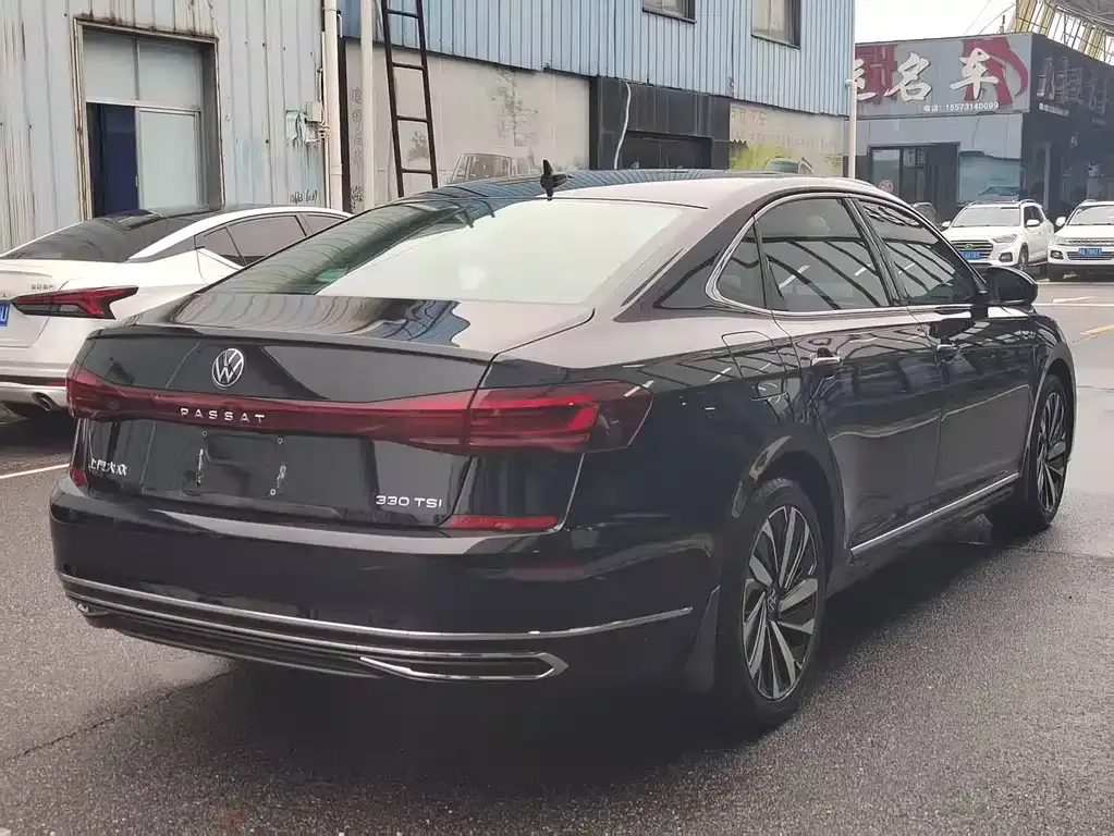 Volkswagen Passat — фото 5
