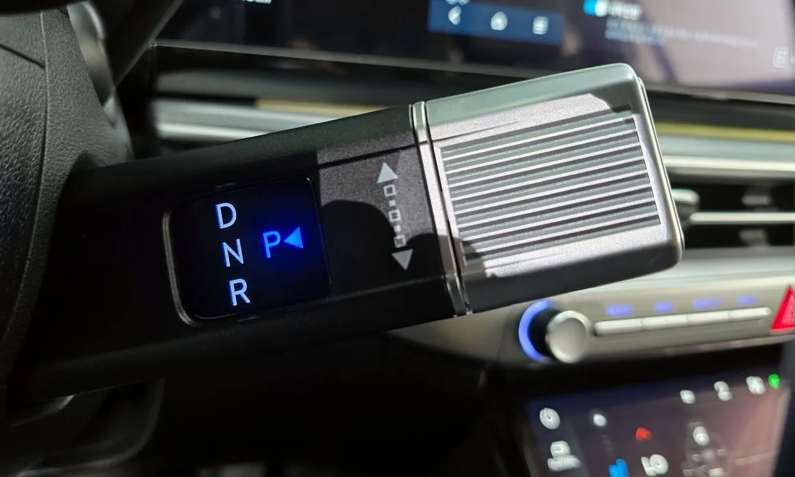 Hyundai Grandeur 2023 из KR, фото 7