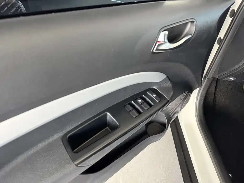Kia KX1 — фото 2
