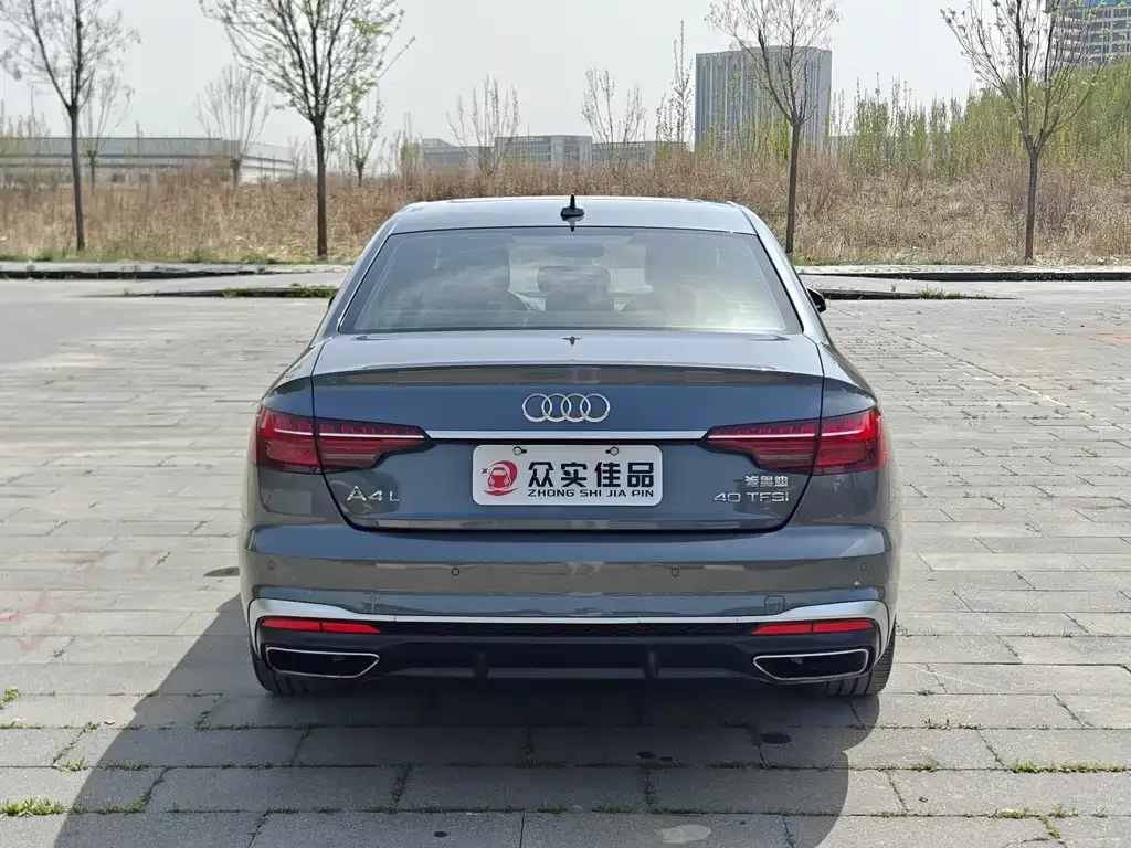 Audi A4L 2022 из CN, фото 6