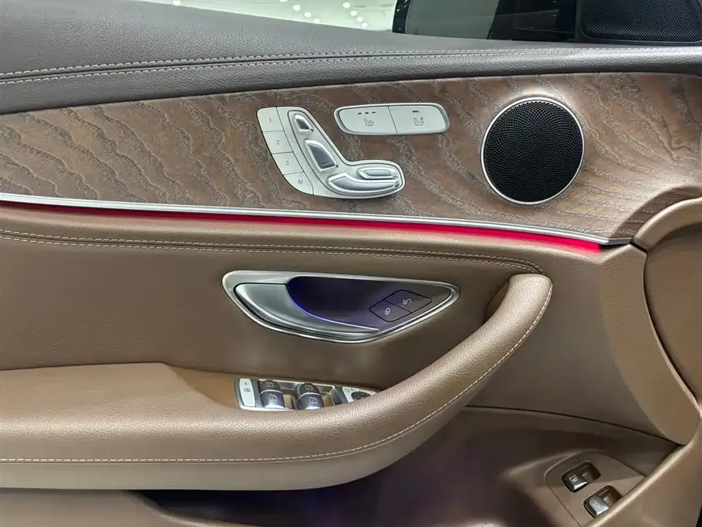 Mercedes-Benz E-Class New Energy 2022 из CN, фото 10