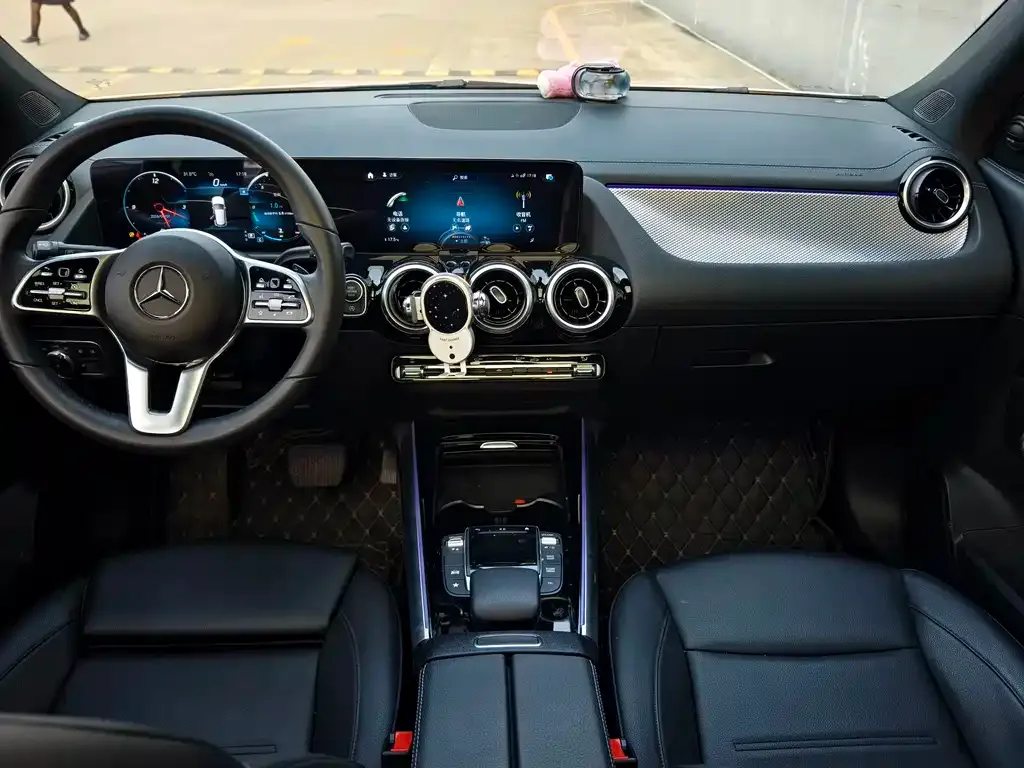 Mercedes-Benz GLA — фото 5