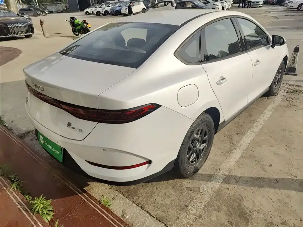 BYD Qin PLUS — фото 9