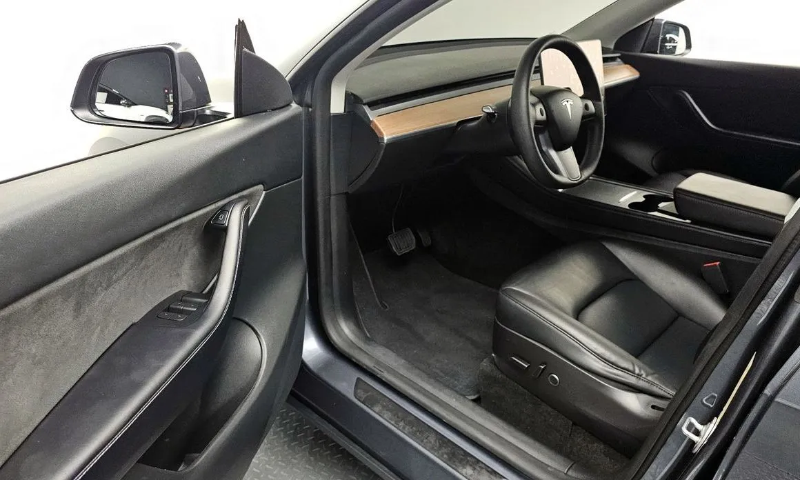Tesla Model Y 2022 из KR, фото 9