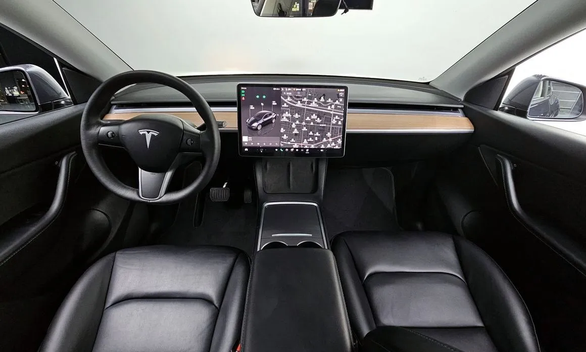 Tesla Model Y 2022 из KR, фото 2