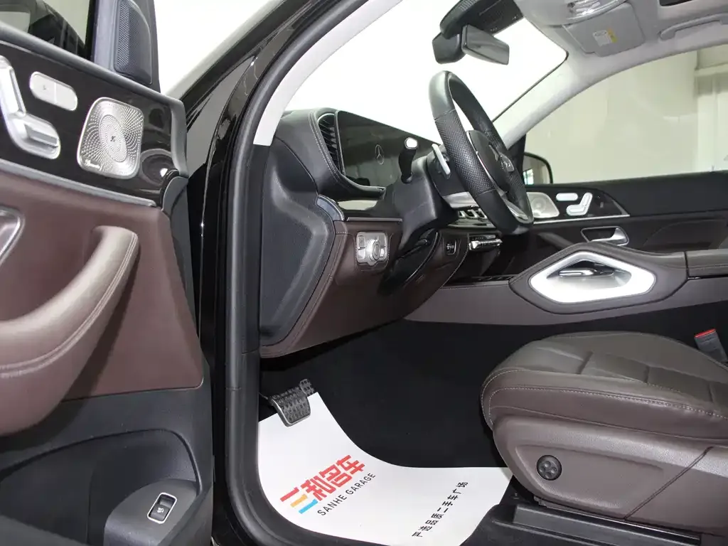 Mercedes-Benz GLS 2023 из CN, фото 9