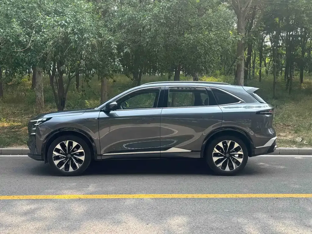 Changan CS75PLUS — фото 8