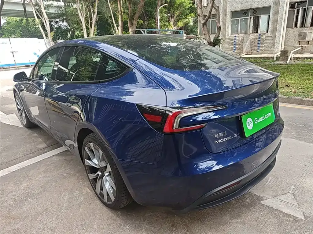 Tesla Model 3 — фото 5
