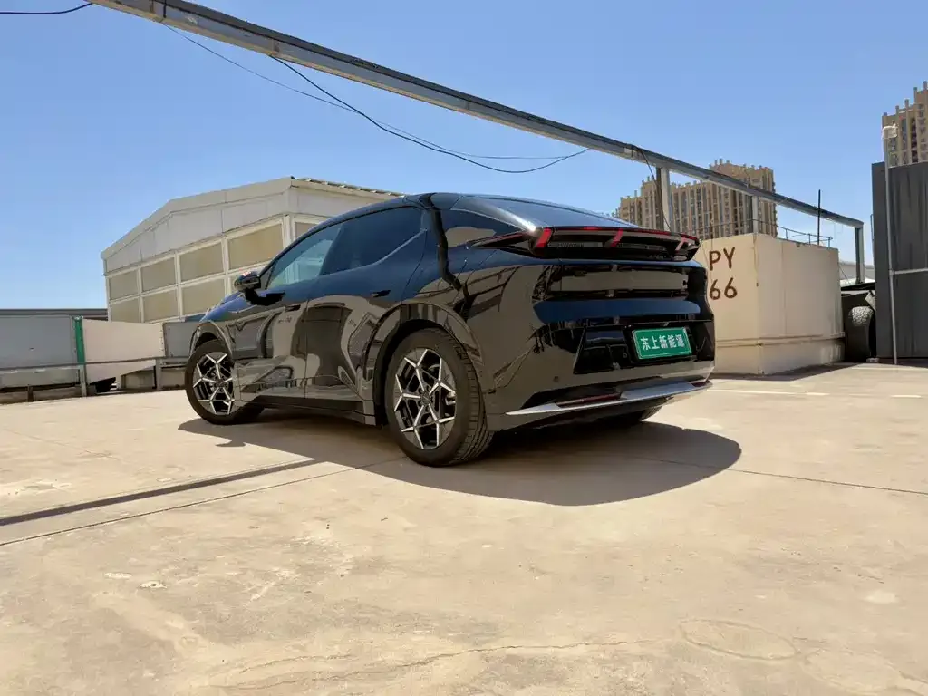 Lynk & Co Z20 2025 из CN, фото 7