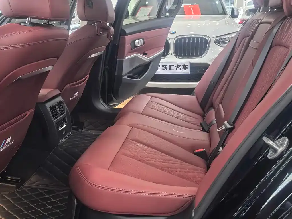 BMW 3 Series 2025 из CN, фото 9