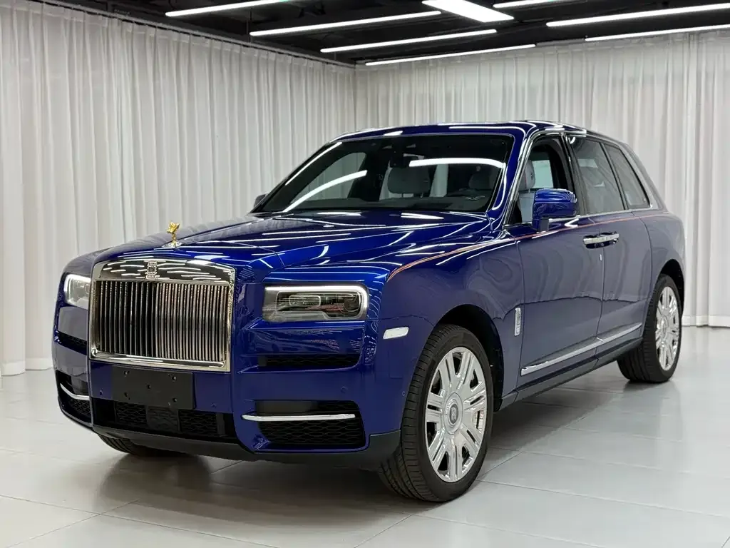 Rolls-Royce Cullinan — фото 1