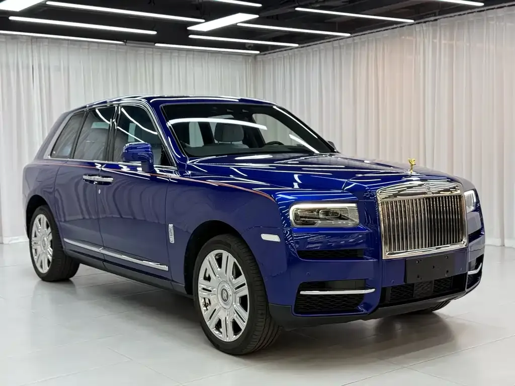 Rolls-Royce Cullinan — фото 10