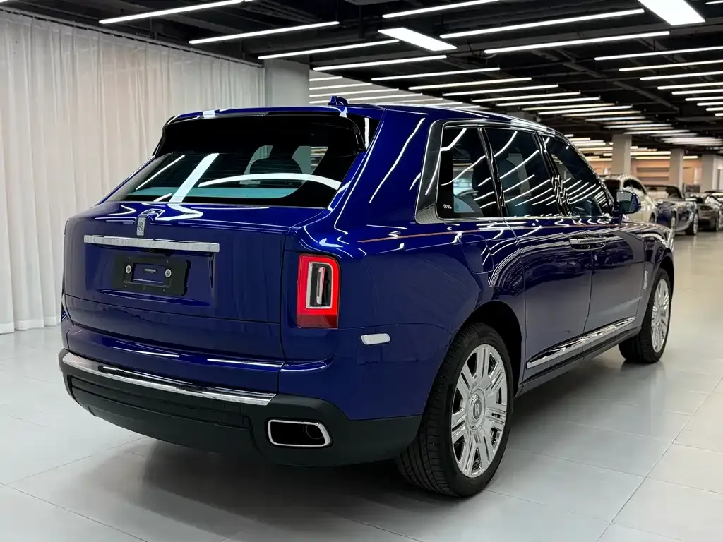 Rolls-Royce Cullinan — фото 6