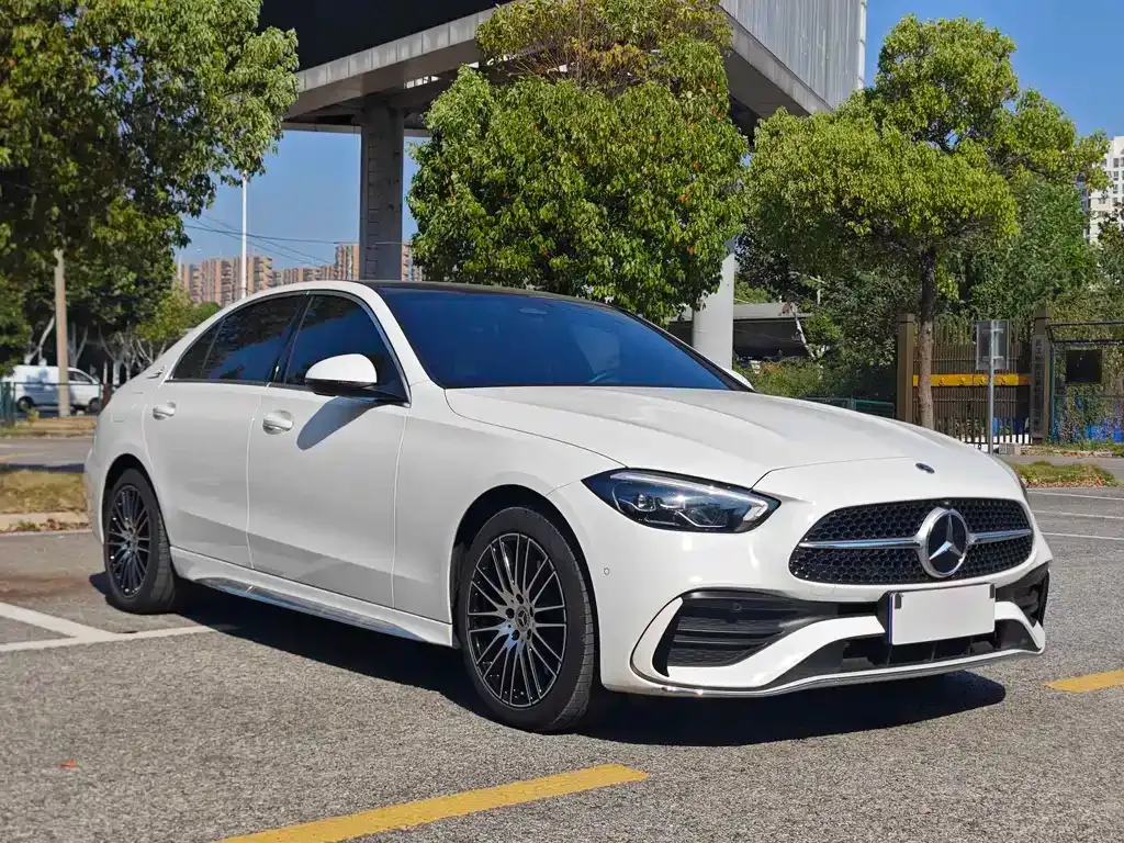Mercedes-Benz C-Class — фото 10