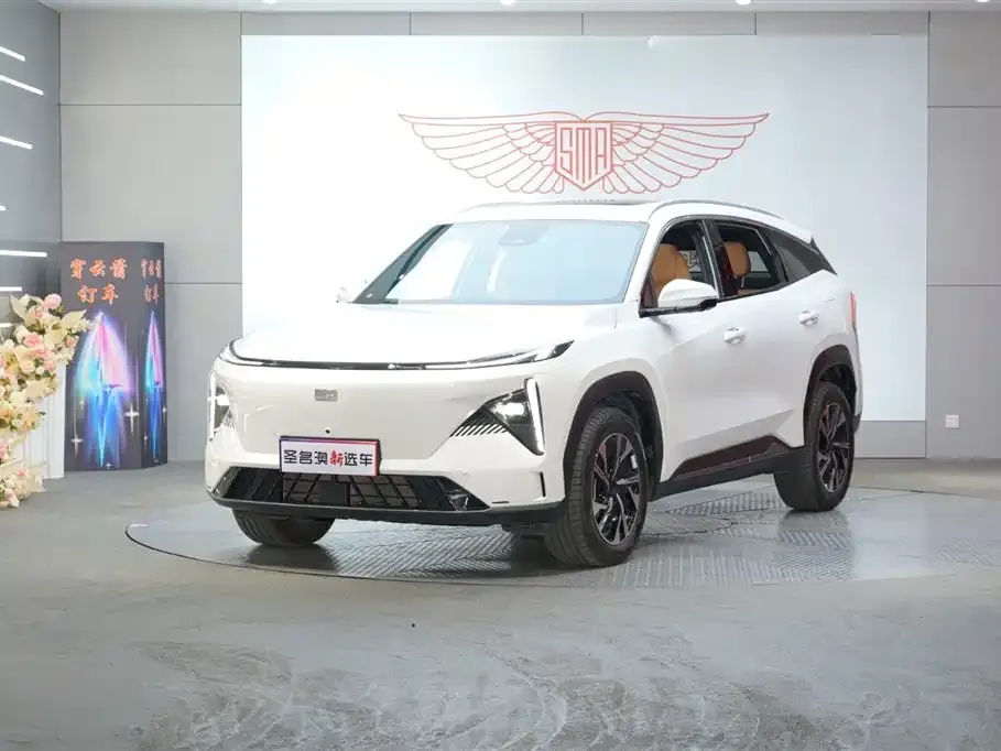 Geely Galaxy L7