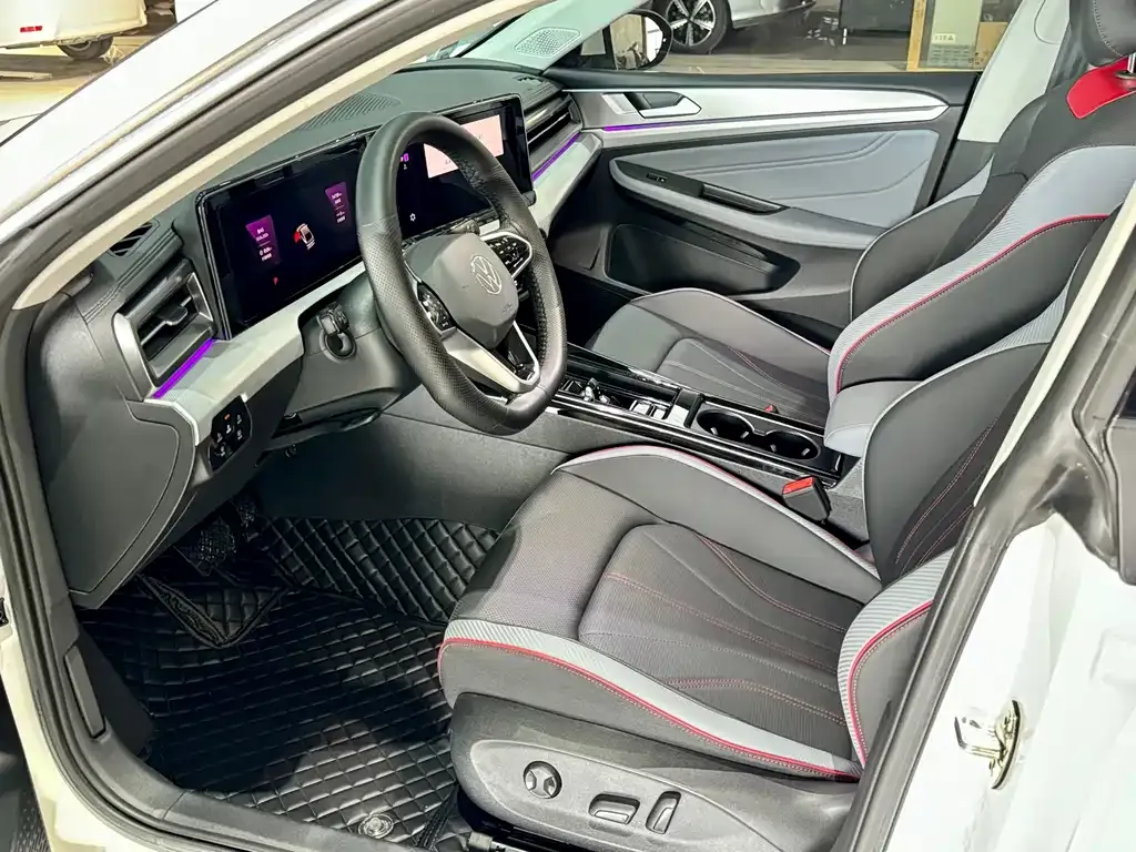 Volkswagen Lamando 2023 из CN, фото 8