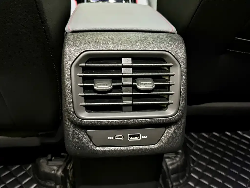 Volkswagen Lamando 2023 из CN, фото 6
