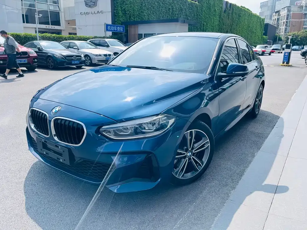 BMW 1 Series — фото 1