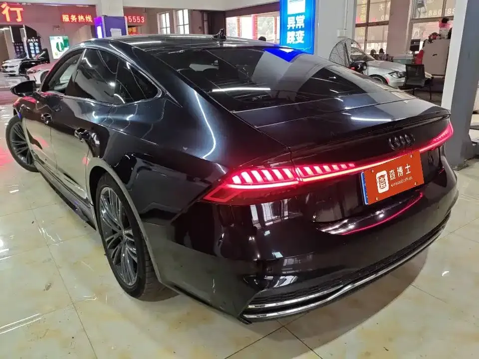 Audi A7 — фото 5