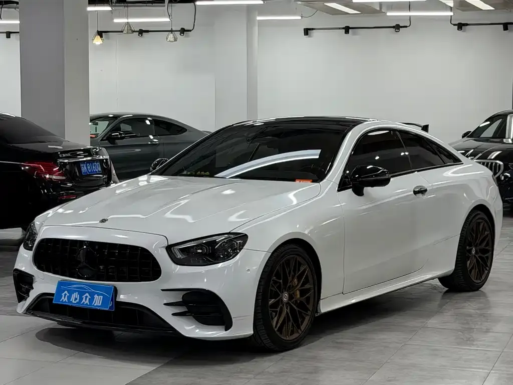 Mercedes-Benz E-Class (Import) — фото 1