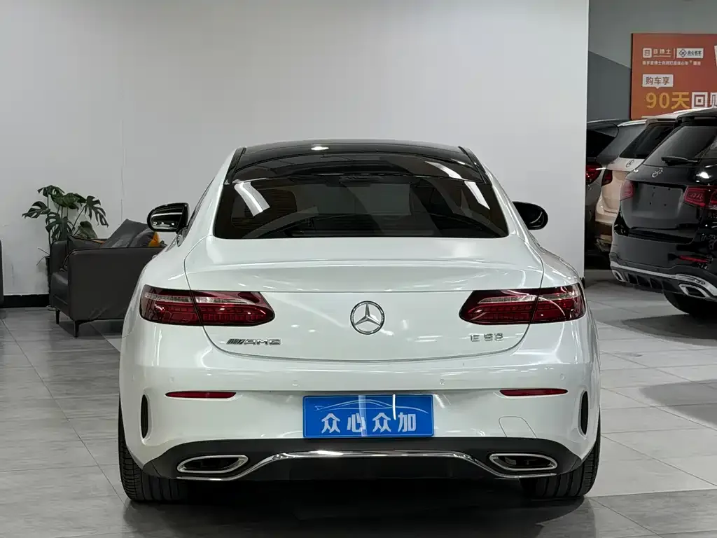Mercedes-Benz E-Class (Import) — фото 4