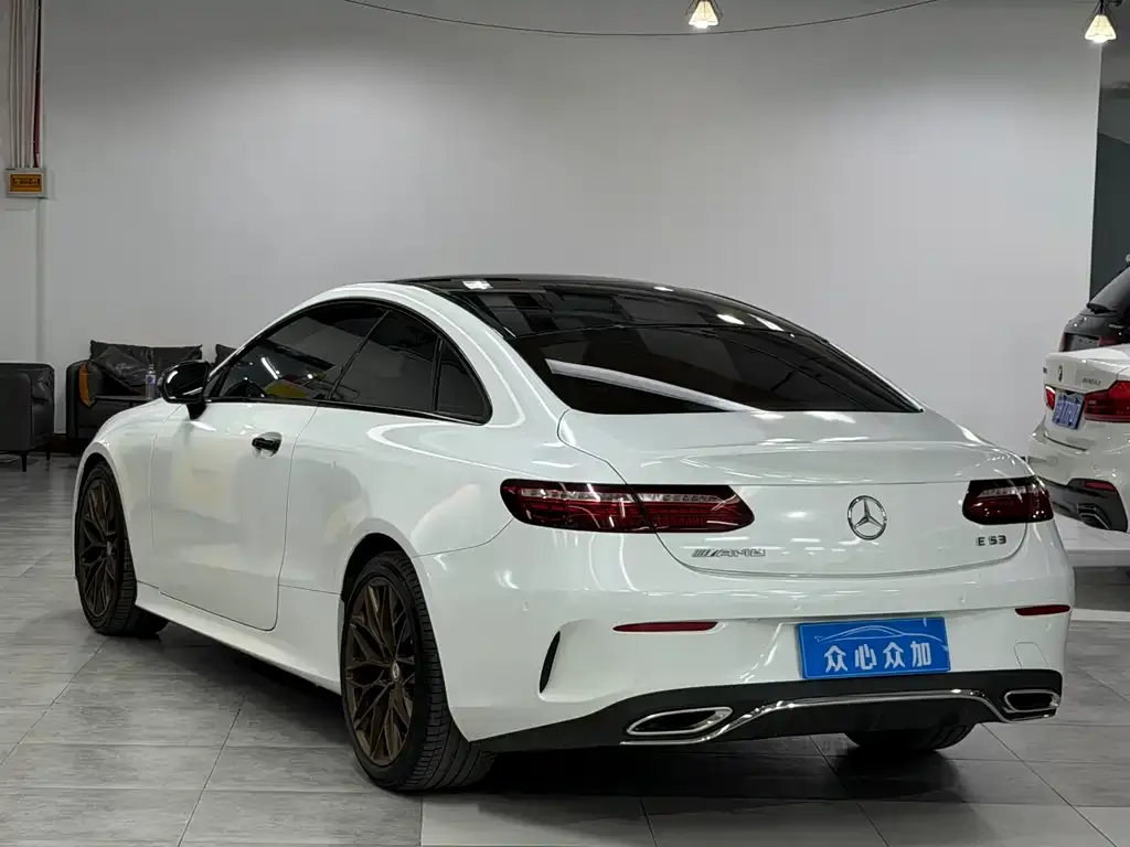 Mercedes-Benz E-Class (Import) — фото 3