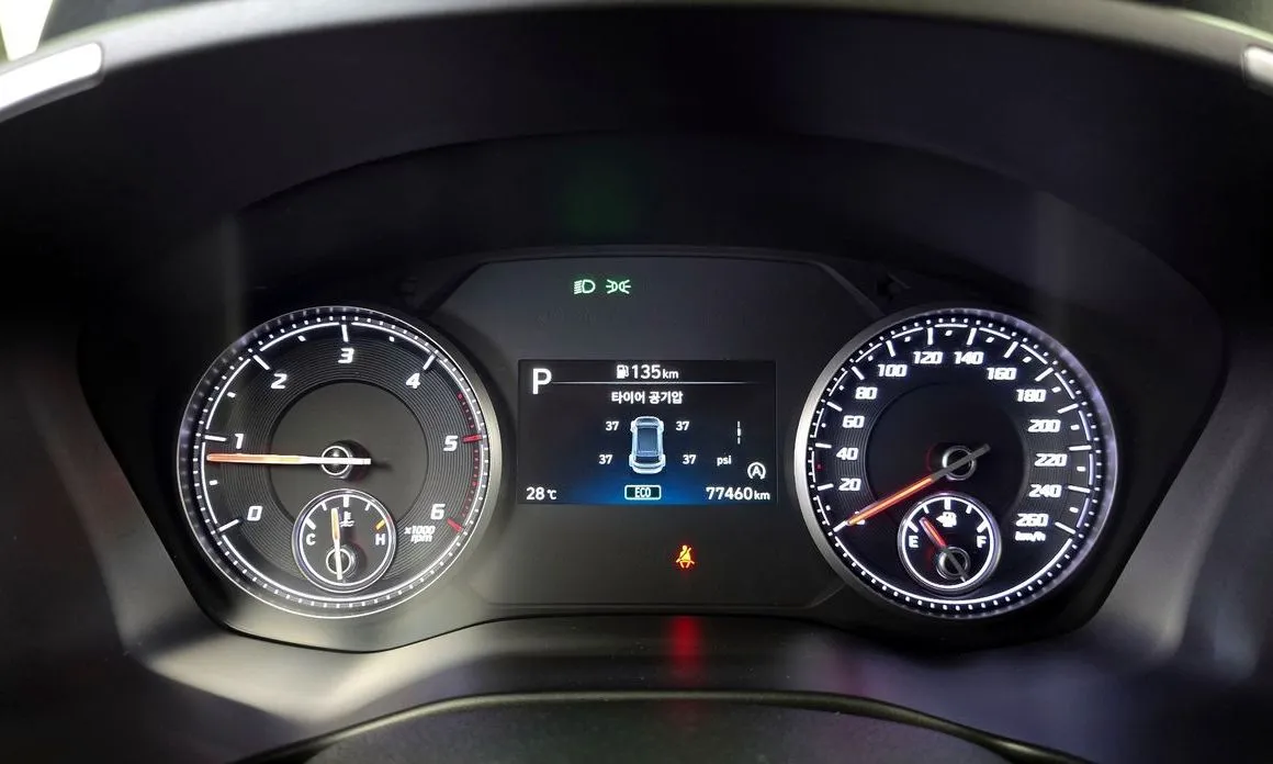 Hyundai Santafe 2023 из KR, фото 9