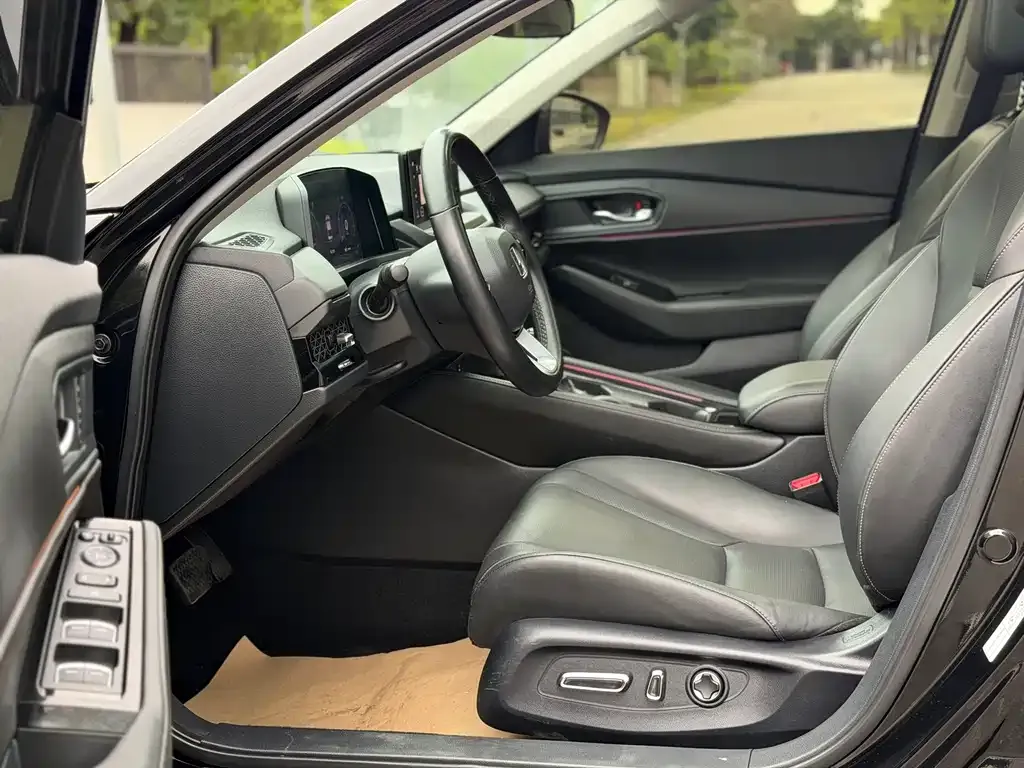 Honda Accord — фото 4