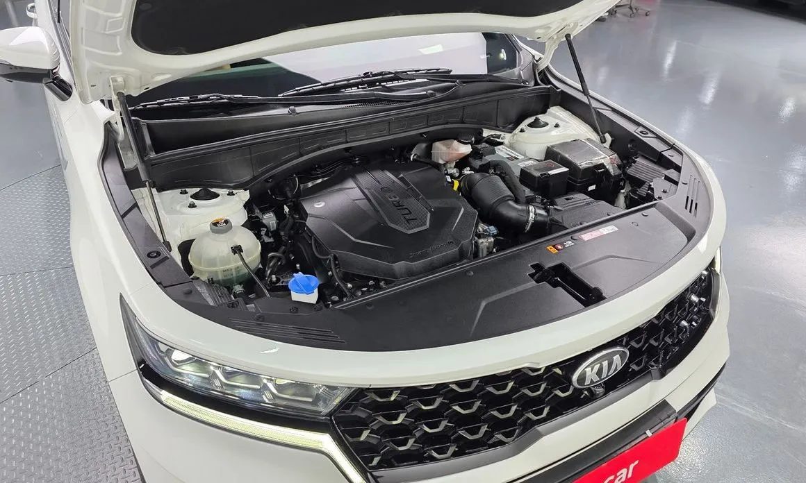 Kia Sorento — фото 7