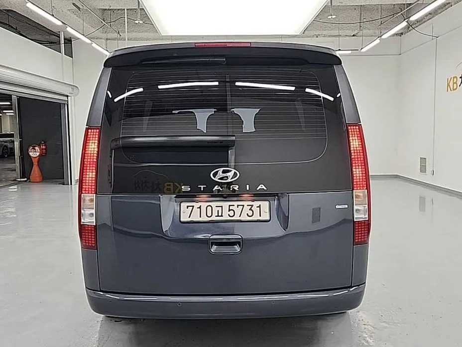Hyundai Staria — фото 4
