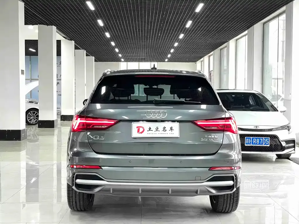 Audi Q3 — фото 9