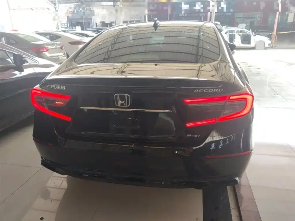 Honda Accord — фото 2