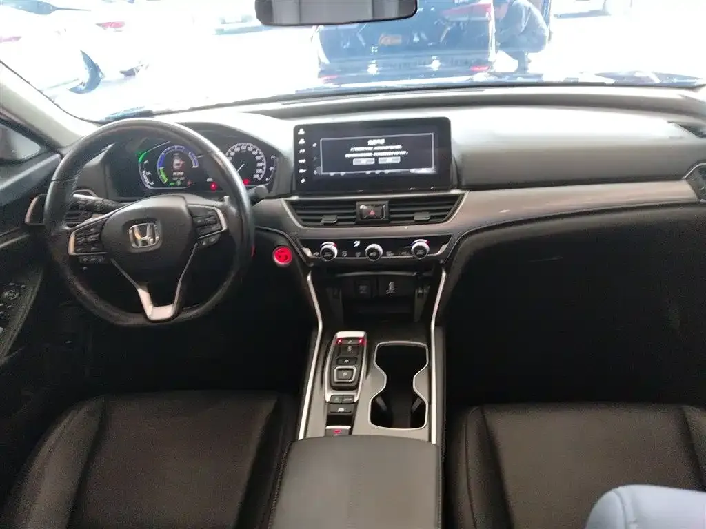 Honda Accord — фото 4