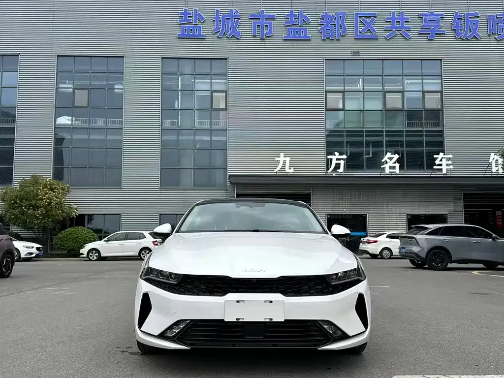 Kia K5 2021 из CN, фото 3